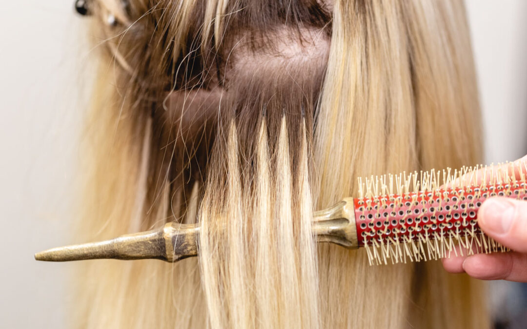 Prodlužování vlasů metodou mikro / nano keratin